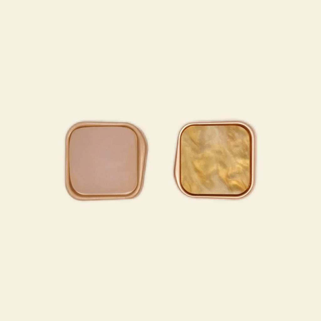 diy phone case charms: natural stone and pearl aesthetic phone charms.