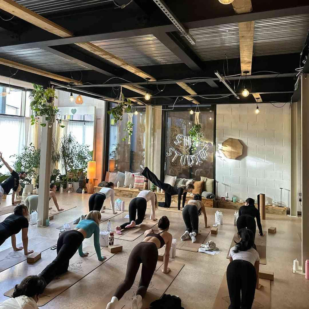 Galentine's day workshop: Pilates + Charms