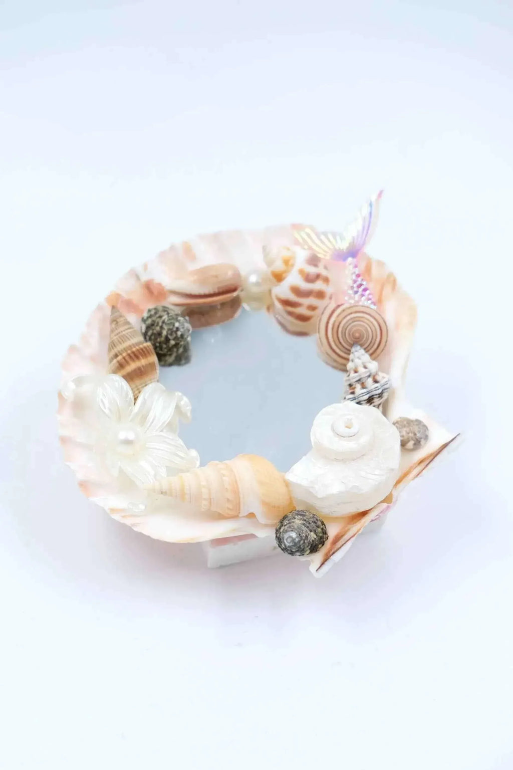Valentine's Day gift seashell mirror aesthetic: handmade home decor with white shells & pearls.