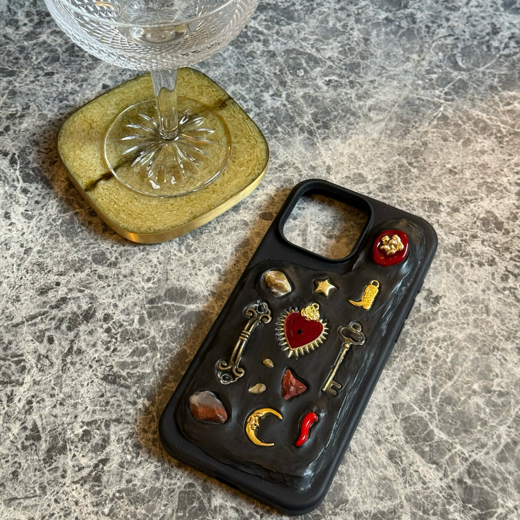 Burning Heart (Gold) - Custom charm phone case