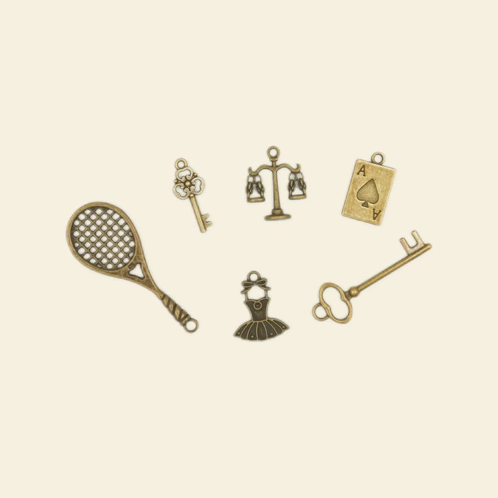 Vintage Treasures - Midi Charm