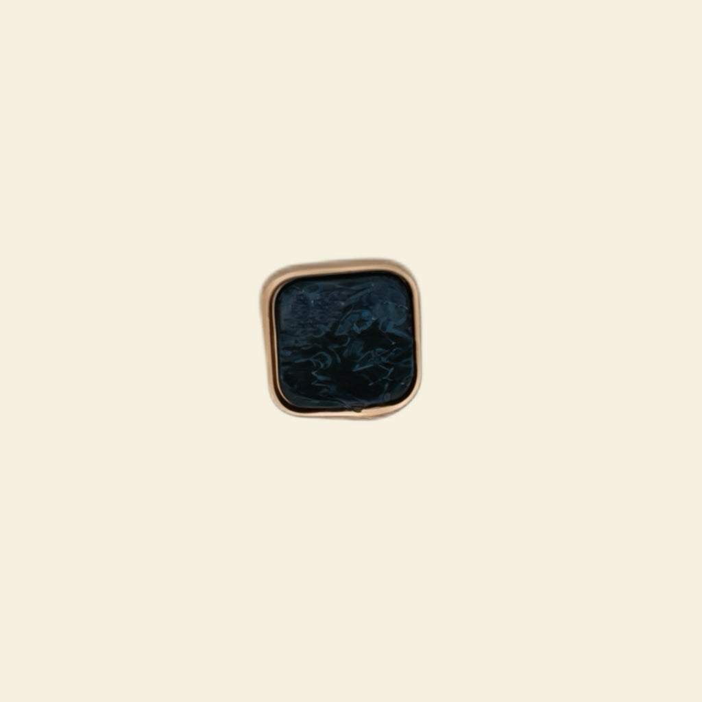 The Earth - Midi Charm
