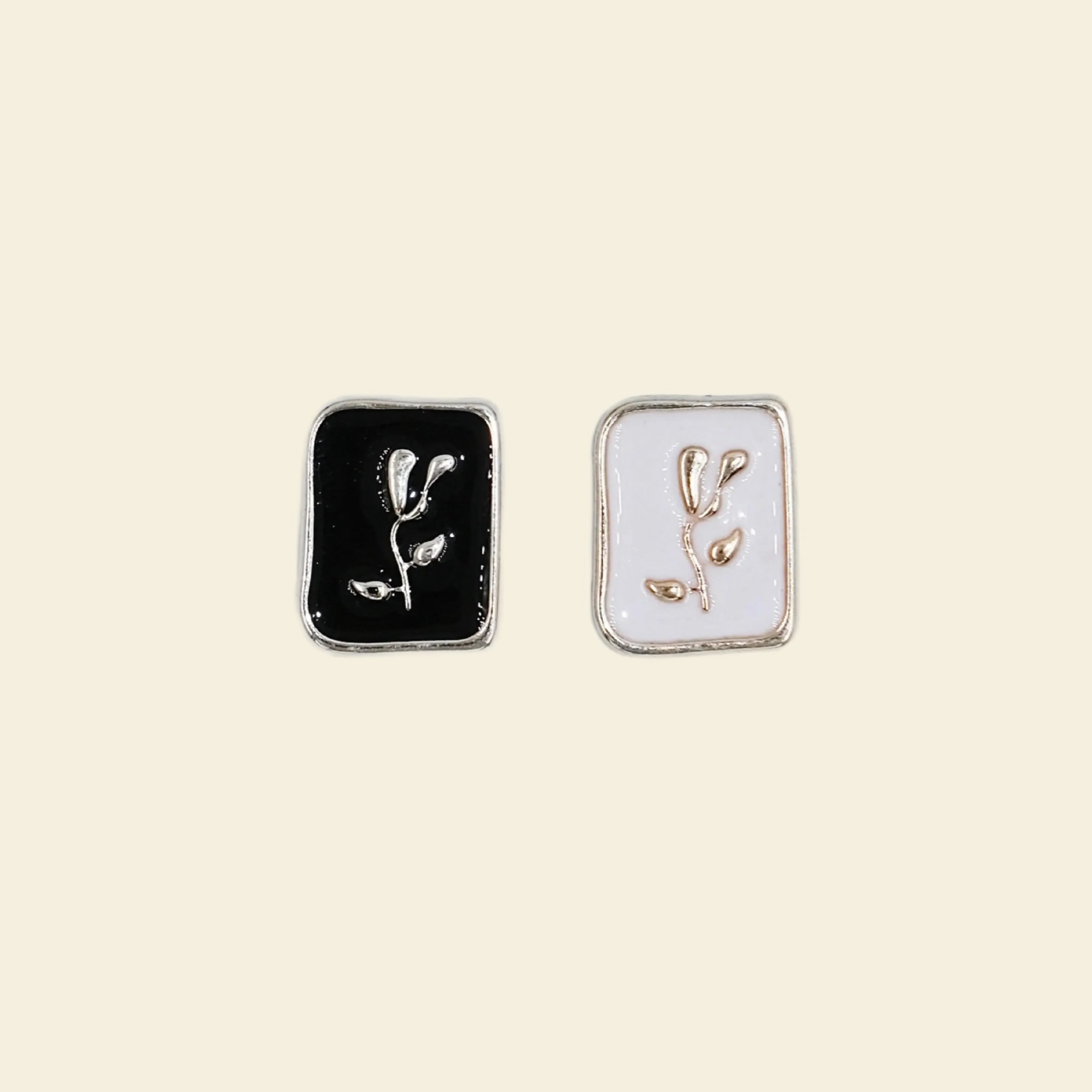 Bloom - Midi Charm