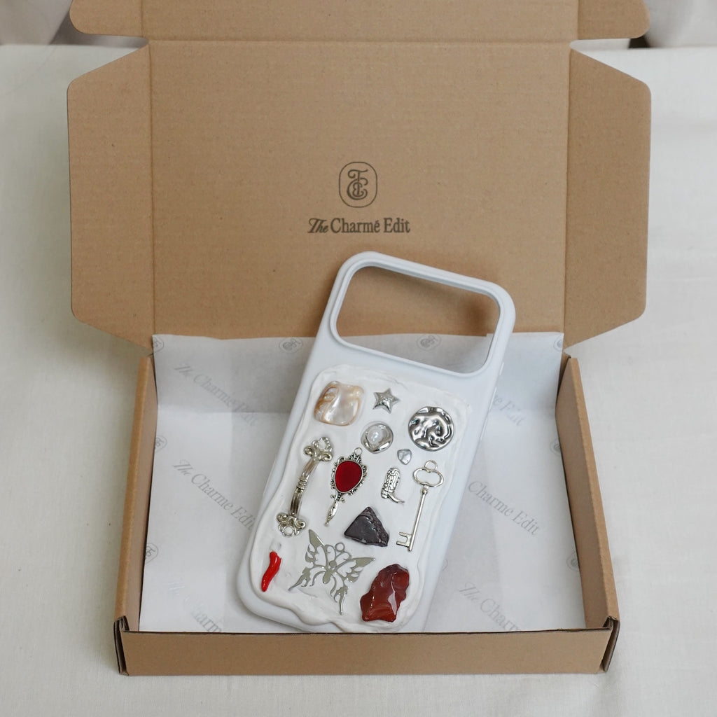 Burning Heart (Silver) - Custom charm phone case