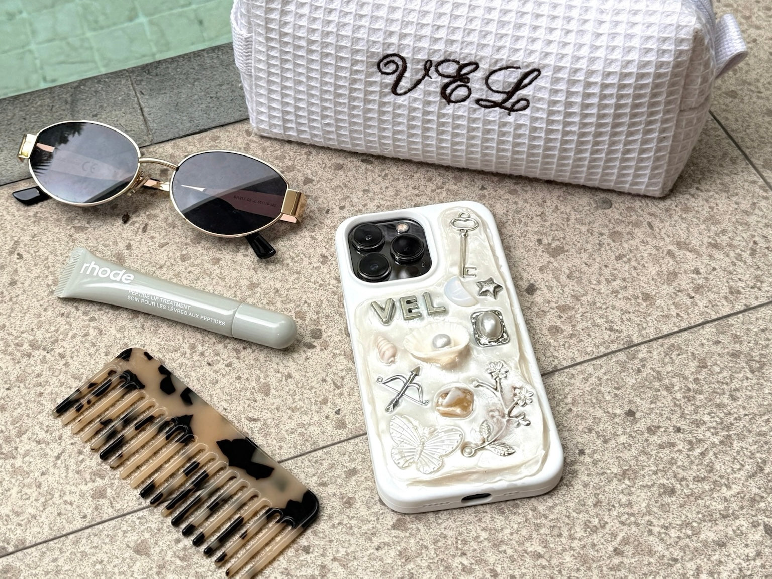 DIY charm cases with your girlies