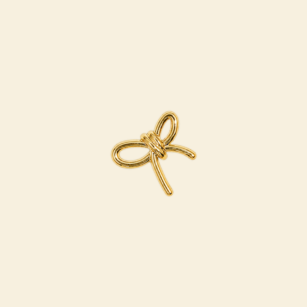 Gold wire bow grande charm